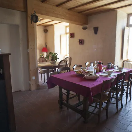 Logis De Riparfonds Bed & Breakfast 3*