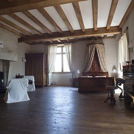 Nocleg ze śniadaniem Logis De Riparfonds Bressuire