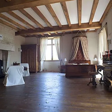 Logis De Riparfonds 3*