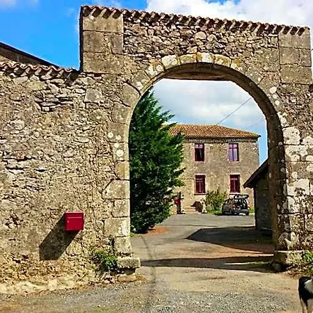 Logis De Riparfonds Nocleg ze śniadaniem